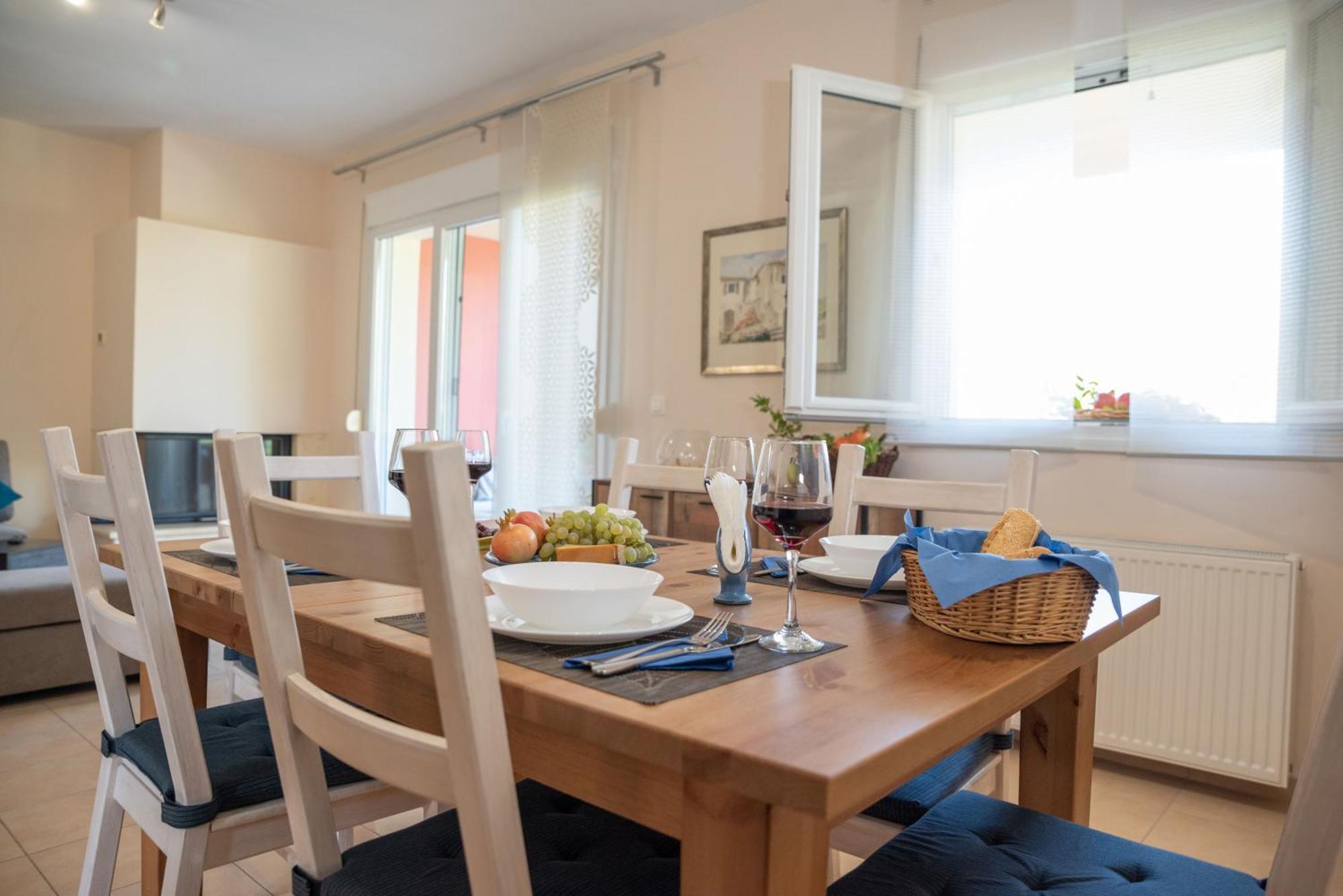 Solari Hill Maisonette Two Private Parking Alepou Ngoại thất bức ảnh
