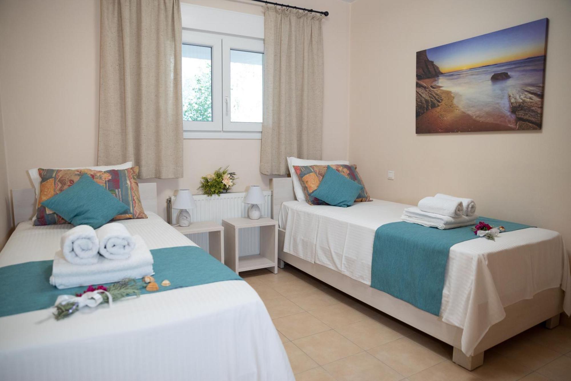 Solari Hill Maisonette Two Private Parking Alepou Ngoại thất bức ảnh
